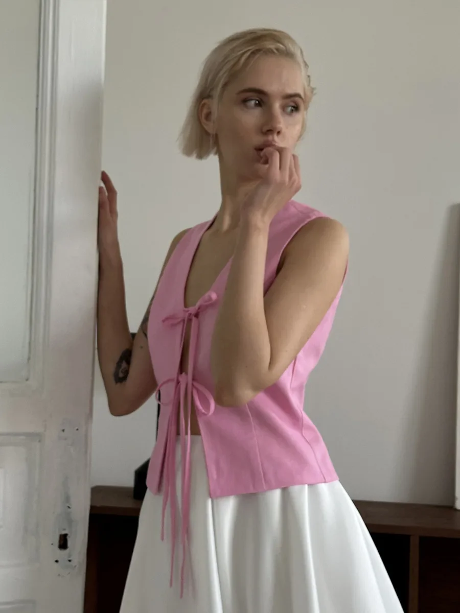 Wolfeel 2026 Spring and Summer New Pink Strap Vest Women's French V-Neck Sleeveless Outer Wear Slim-fitting Tank Top