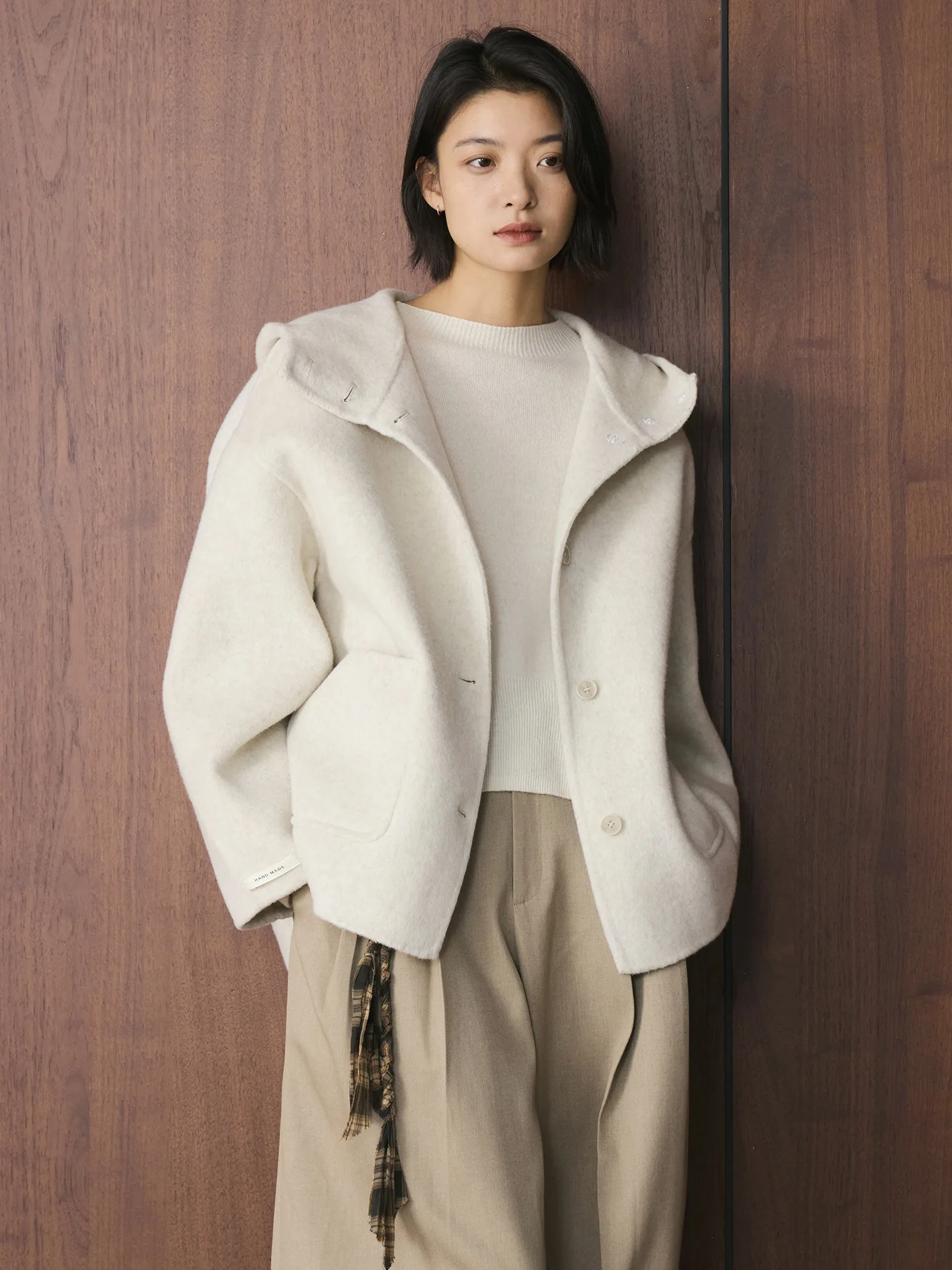 Новое зимнее корейское модное двустороннее шерстяное пальто с симетрическим карманом и капюшоном, короткая свободная куртка для женщин