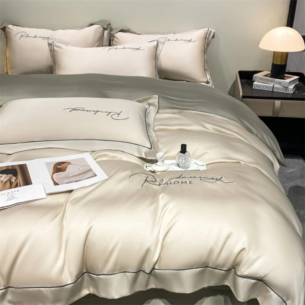 

Light Luxury Ice Silk Four-Piece Set Silky Sleeping Naked Skin-friendly Summer Cool Duvet Cover Bed Sheet Pillowcase Bedding Set
