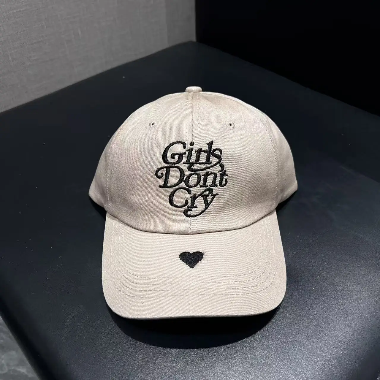 Herren Damen Koreanische Buchstaben-Stickerei Baseballkappen Sonnenschutz Vielseitige Atmungsaktive Snapback-Kappen Mode Street Ins Freizeit – Detail 4