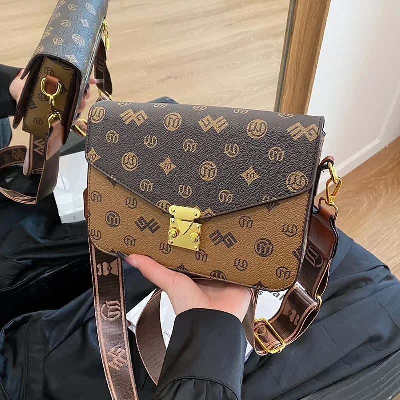 

Винтажная большая сумка с монограммой, женская сумка-трансформер на плечо/через плечо, структурированный кожаный кошелек, старые деньги, эстетический бестселлер