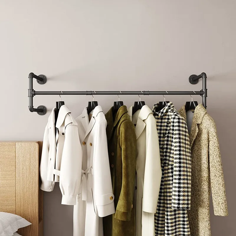 Industrial style clothing store clothing rack metal wall hung hanger clothing display props old water pipe display hanger