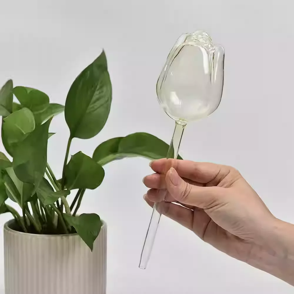 

Pink Tulip Garden Plant Watering Balls Automatic Drippers Indoor Outdoor All-Season Suitable for Every Type of Plant