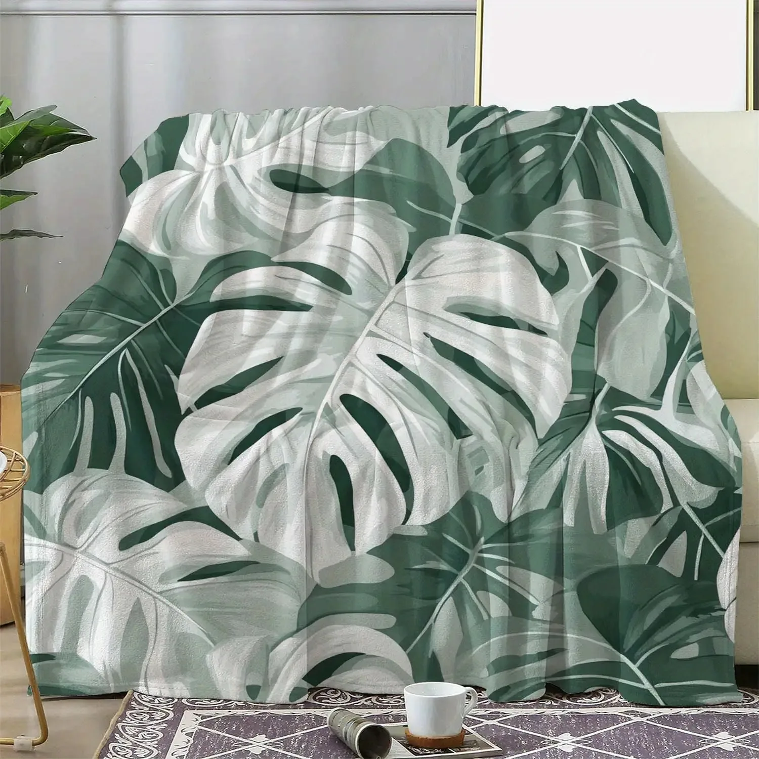 1 Flannel Blanket - Vintage Turtle Leaf Pattern in Light Green and White, Ultra-soft and Warm for All Seasons, Suitable for Sofa