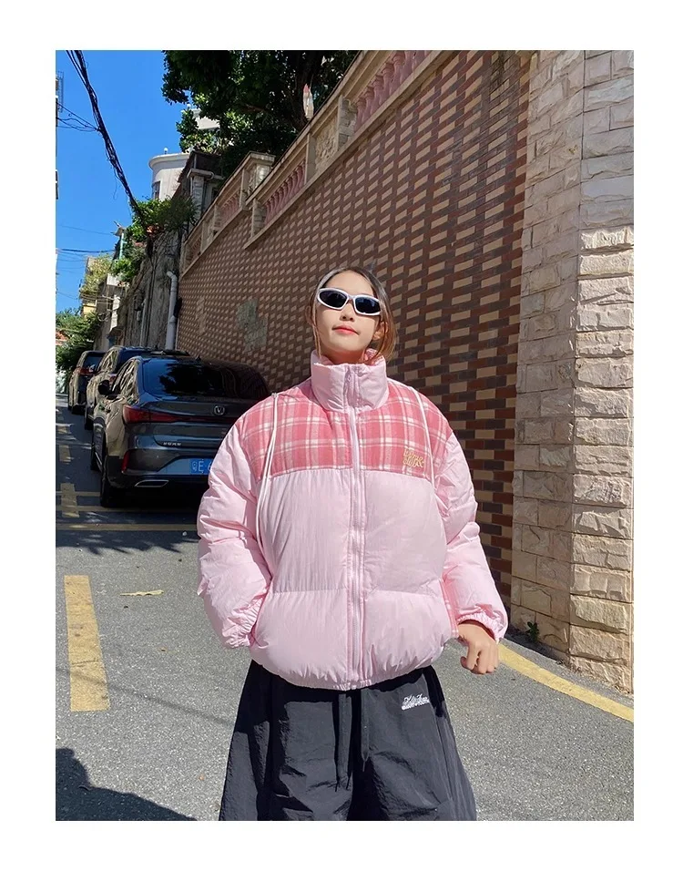 

Пальто-парка женское удлиненное оверсайз с оборками, откидными манжетами, асимметричным подолом, плоской вязкой, функциональными карманами, свободным кроем и бахромой