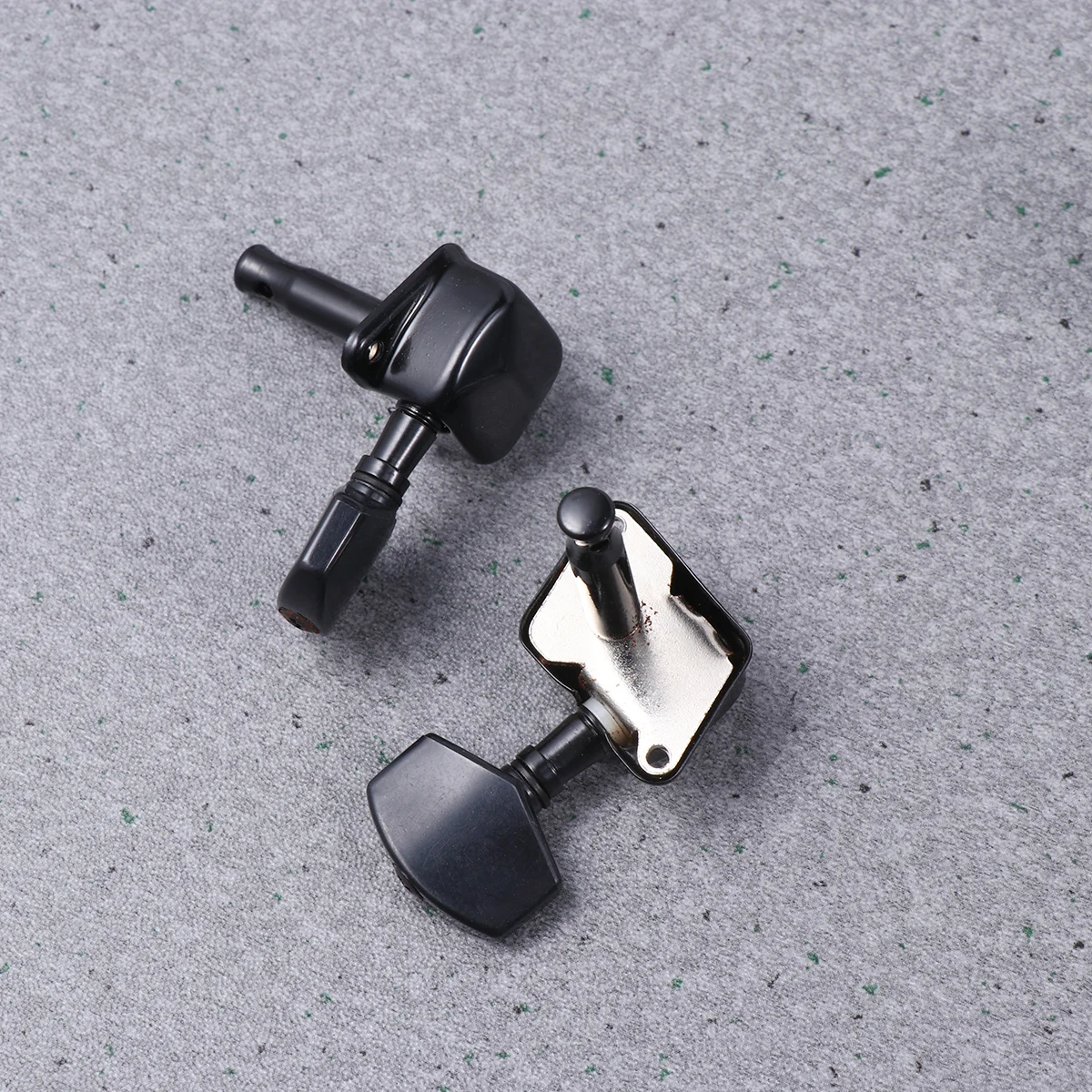 

6pcs Mini Square Head Semi-closed Vintage Style Guitar Machine Heads 3R3L Tuning Pegs for Guitar Bass (Black)