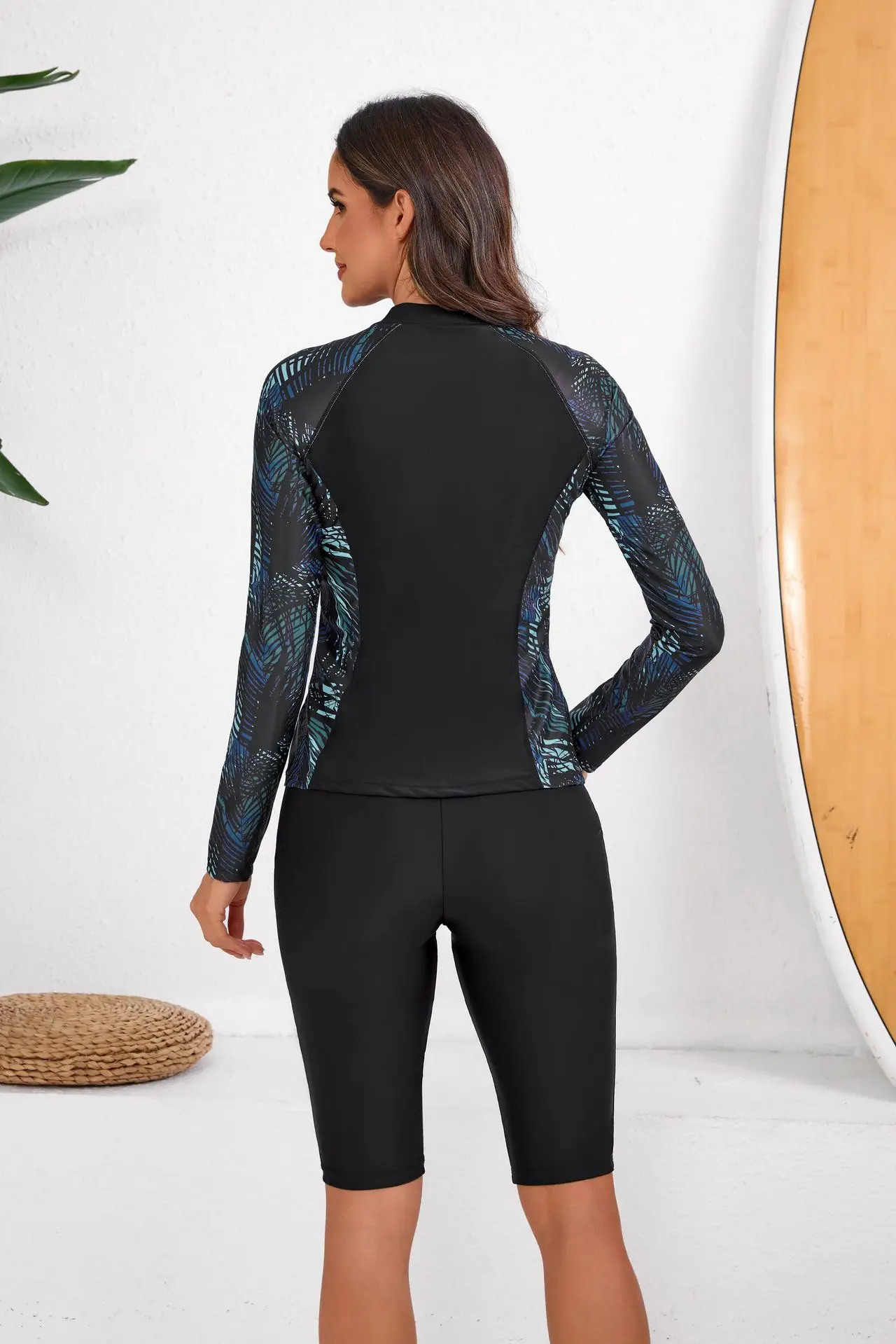 3-piece Long Sleeve Rash Guard Swimsuit Set Women Trendy Swimwear With Shorts Surfing Sports Pool Beachwear