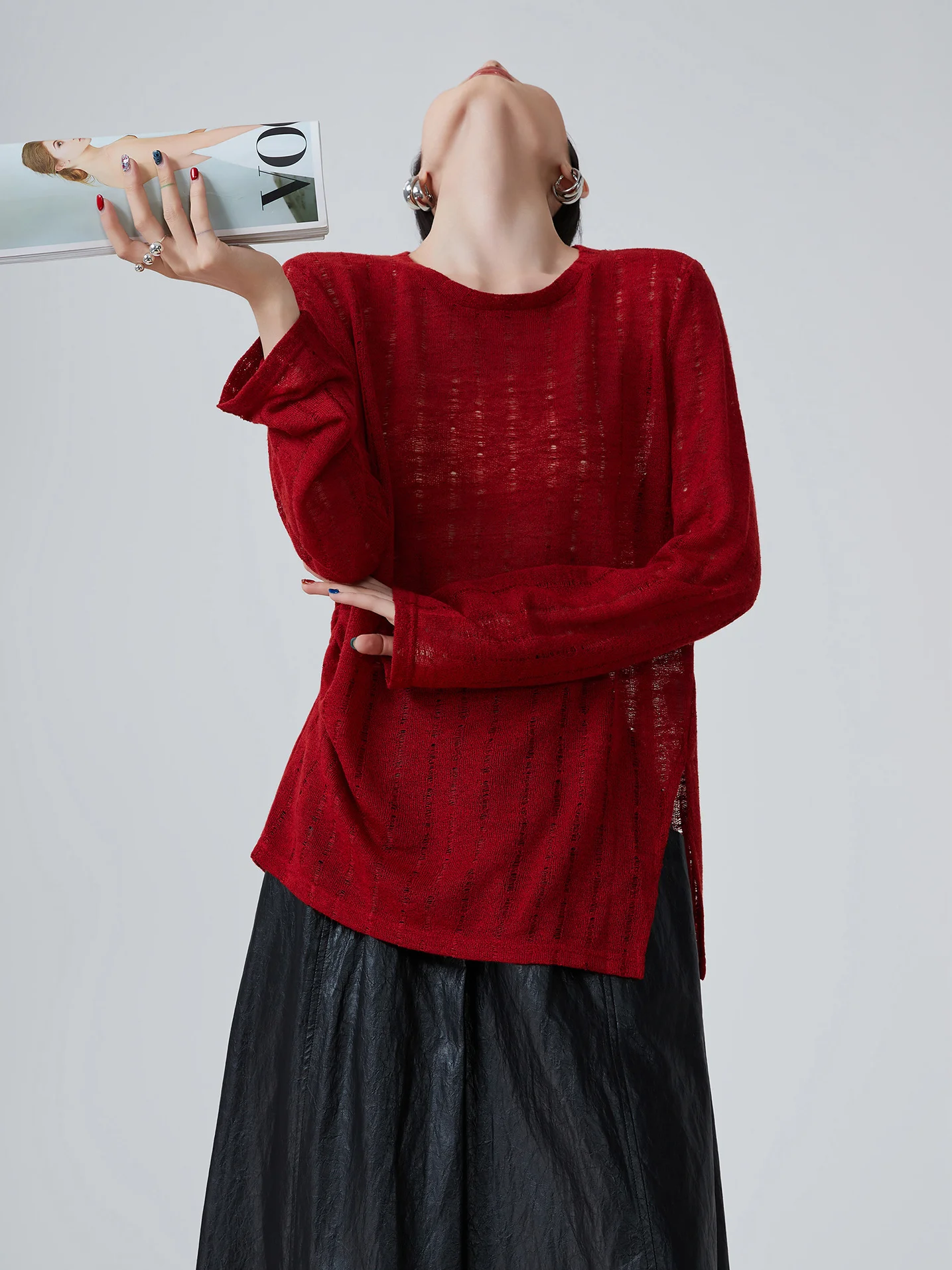 

Ретро-красный ажурный вязаный свитер с длинными рукавами, женский свободный топ в корейском стиле, асимметричный, модный, для ранней осени, новинка