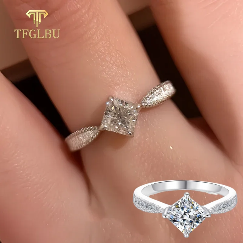 TFGLBU 1CT Princess Cut Moissanite Diamond Ring for Women 925 Sterling Silver Rings Cute Bridal 18k Plated Wedding Promise Band