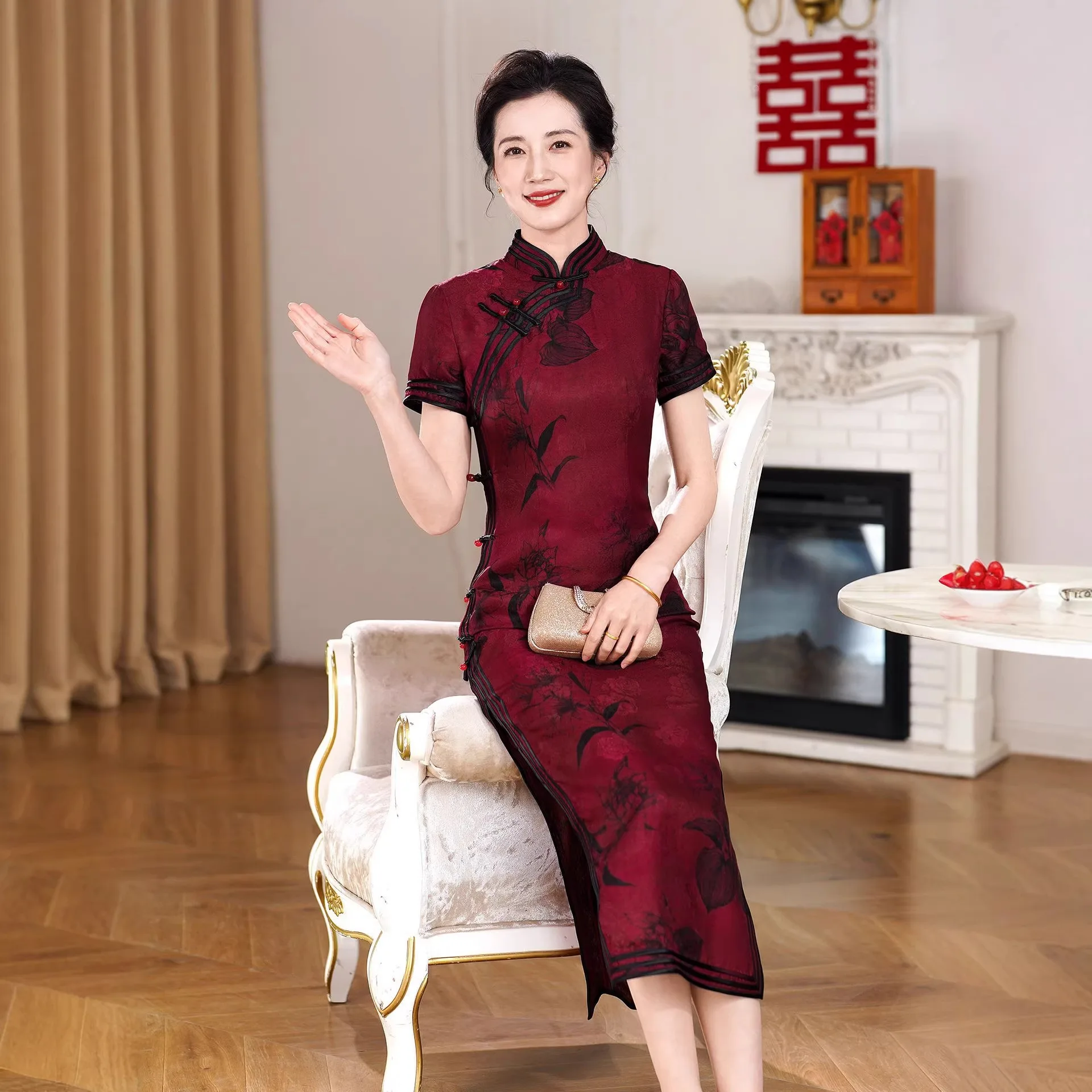 

Wedding Banquet Floral Traditional Vintage Modern Cheongsam Qipao Silk Red High-End Fragrant Cloud Yarn Temperament Dress