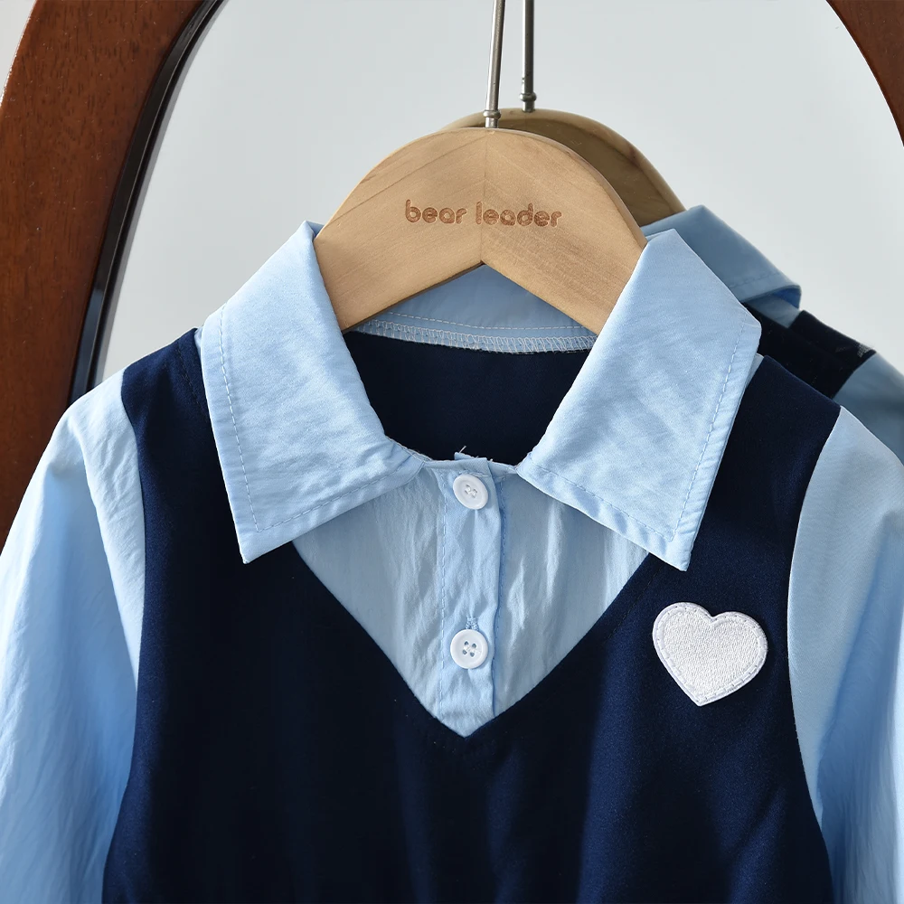 النسخة الكورية الأزرق الخريف ملابس الأطفال الجديدة طويلة الأكمام التلبيب الفتيات فستان كاجوال الحب الديكور نمط الأكاديمية #3