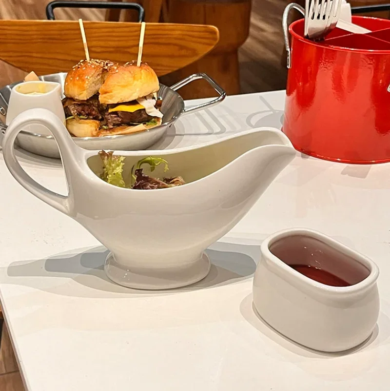 Creative Pure White Ceramic Coffee Small Milk Cup Pot Pot Steak Sauce Cup with Handle Size Sugar Jar Milk Spoon Beak Cup