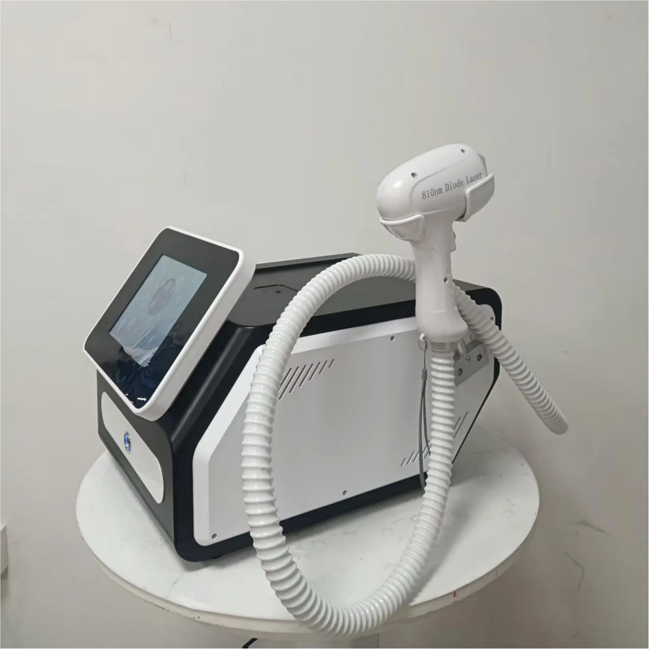 2026 808 Diode Hair Removal Machine SHR Mode Freezing Point Hair Removal 755 808 940 1064nm Multi Wavelength HD Touch Screen Sal