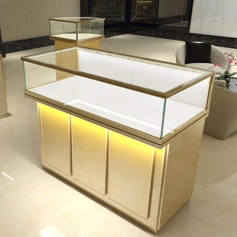Custom.High-end Custom Jewelry LED Light Display Cabinet Super Kuat Ultra-putih Kaca Tempered Anti-sidik Jari Display Stand