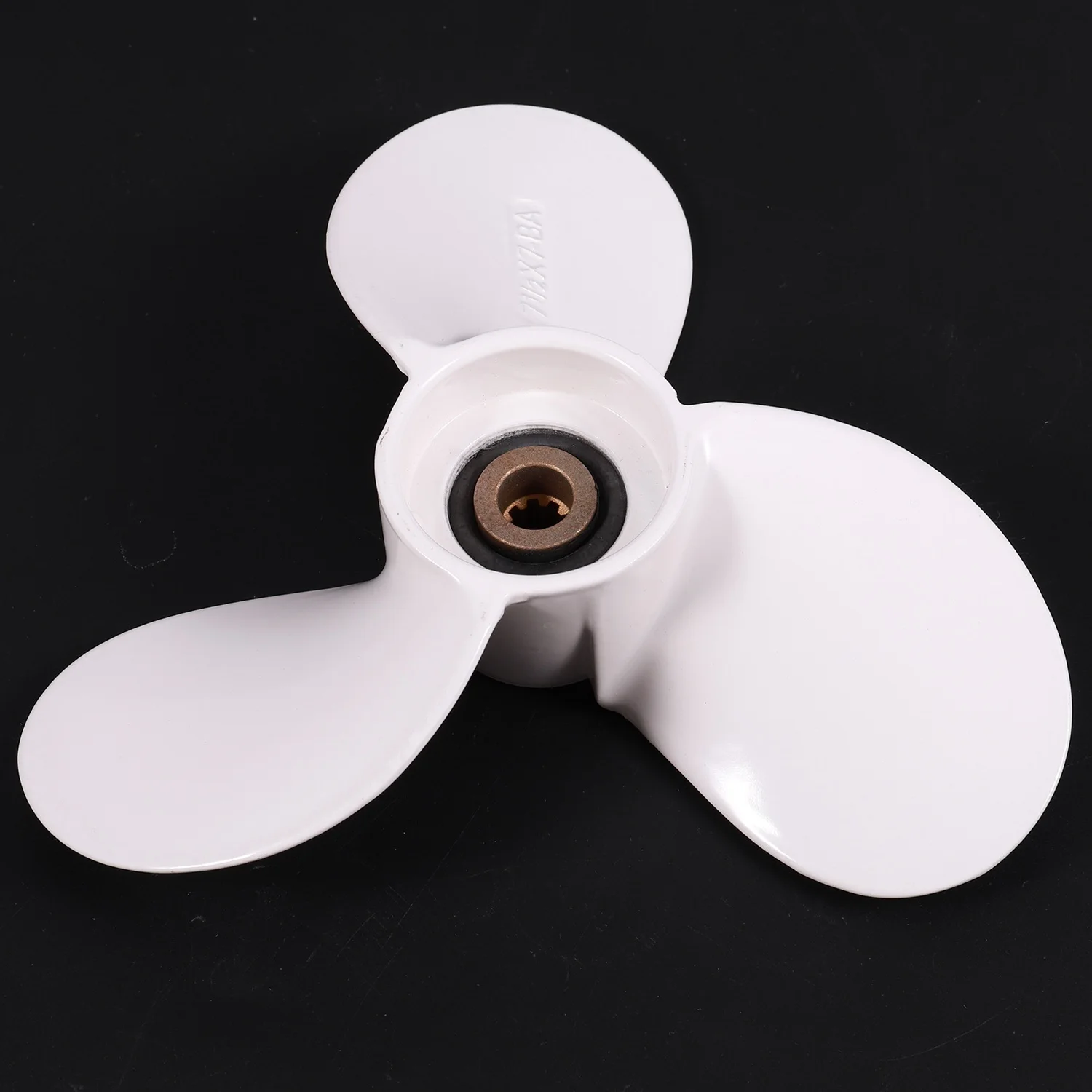 

AU34-алюминиевый подвесной пропеллер 3X7-1/2X7 для 4-6 л.с. 6E0-45943-00