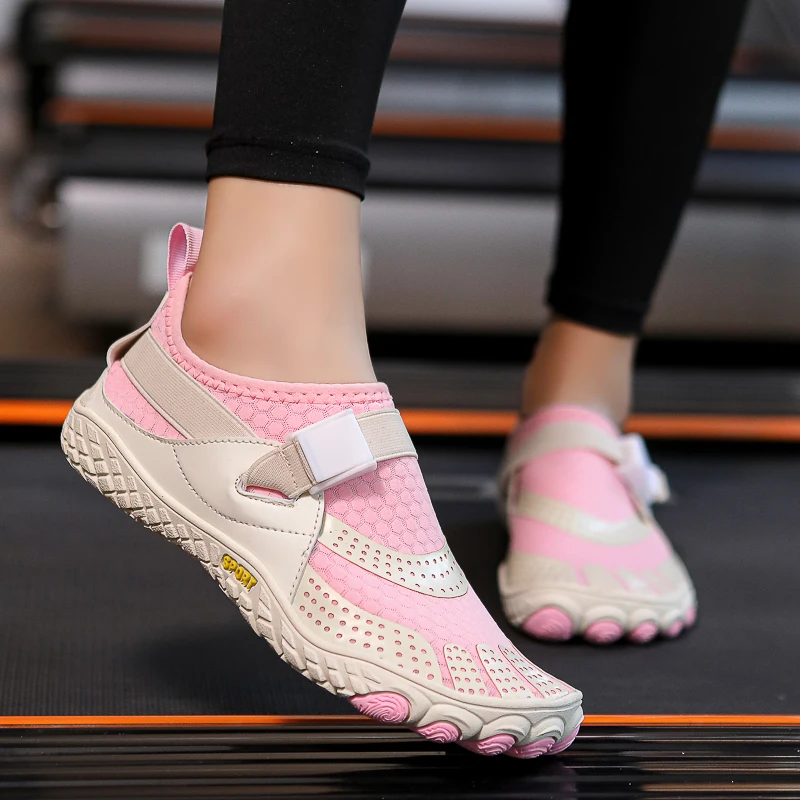 

WOMANSwimming Water Shoes Barefoot Outdoor Beach Sandals Upstream Aqua Shoes Plus Size Nonslip River Sea Diving Sneakerseach