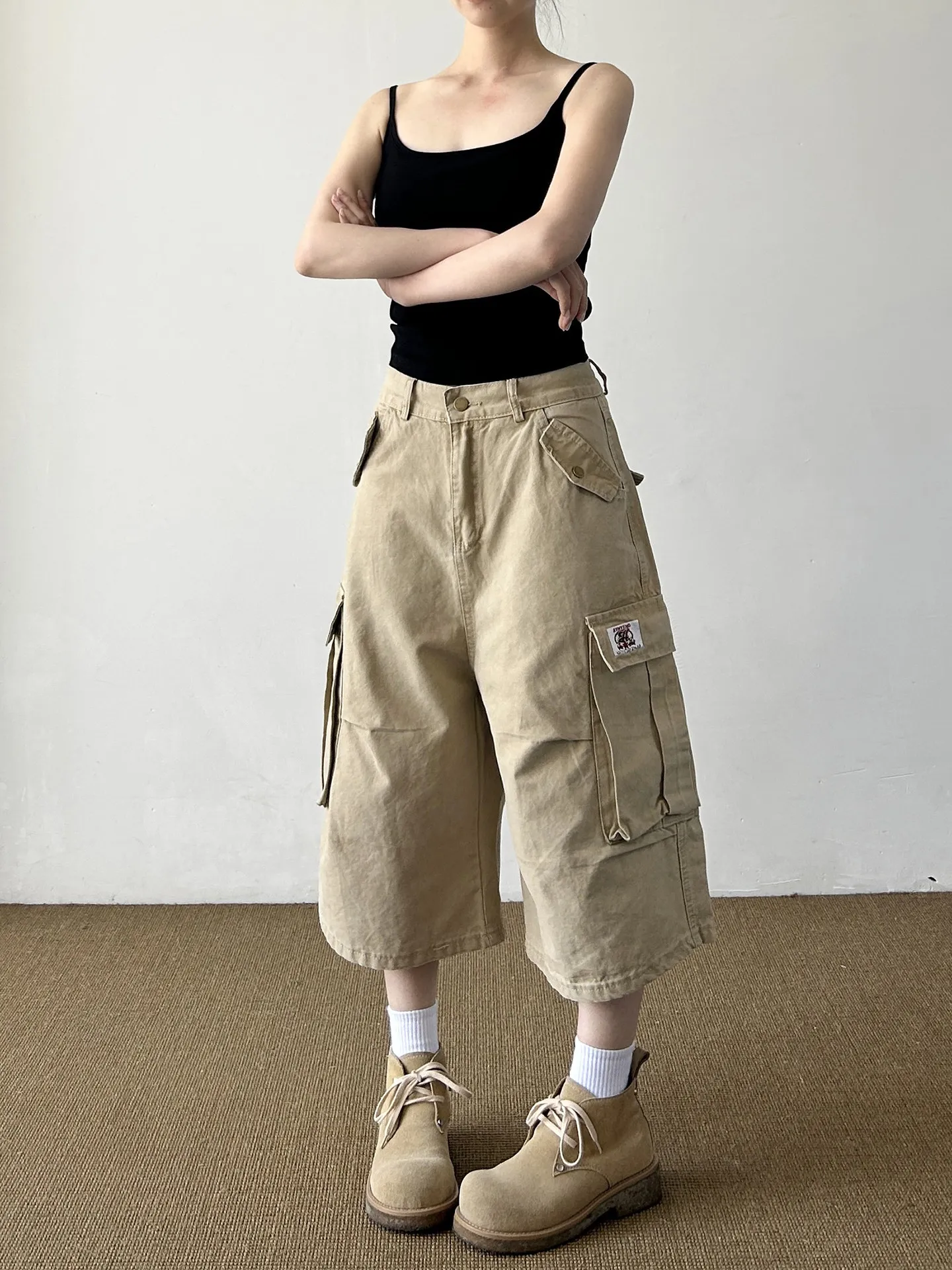 

American Retro Multi-Pocket Workwear Seven-Foot Pants Loose Casual Shorts for Men And Women Summer Street CleanFit Wide Leg
