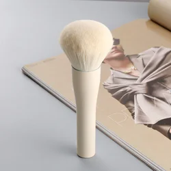 Single large powder brush quality makeup brush professional makeup tools