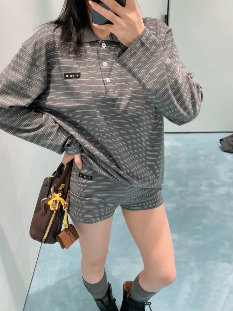 

Футболка Miu Sle Letter Ne в полоску с длинным светом, многослойная свободная основа irt, простой креативный узор, хлопок