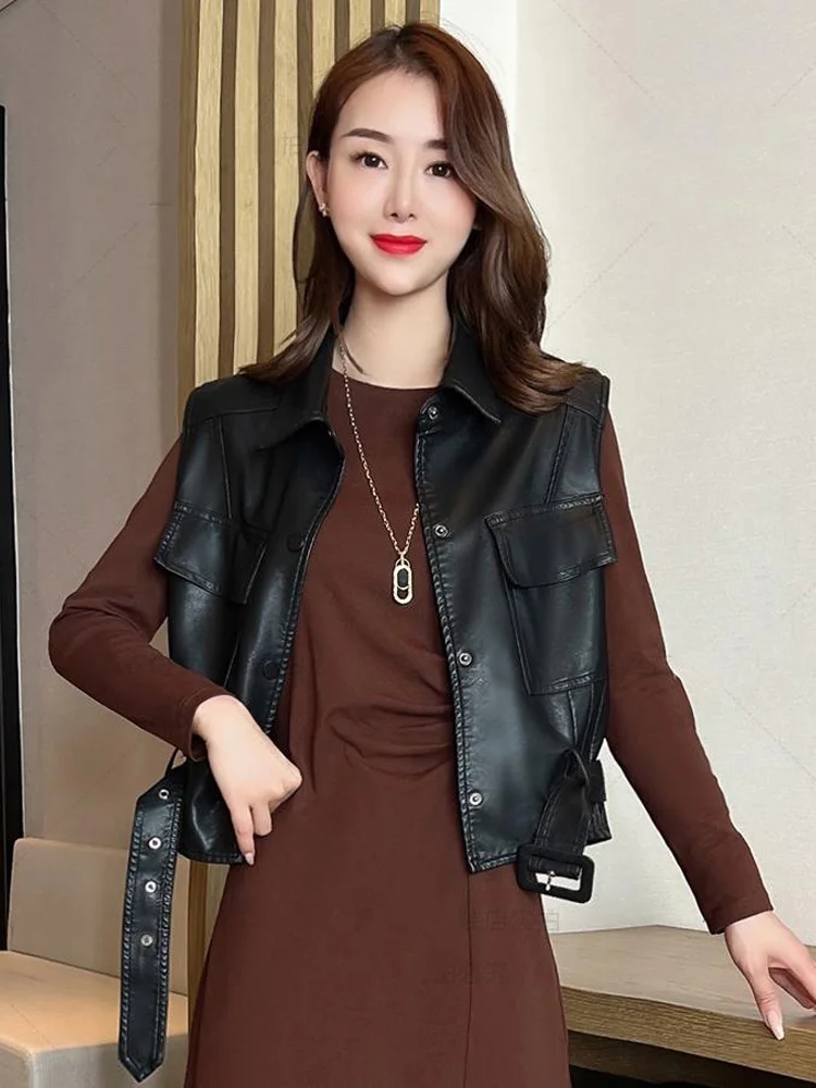 레트로 홍콩 스타일 여성용 PU 가죽 조끼 패셔너블한 슬림 다용도 버튼업 레귤러 길이 단색