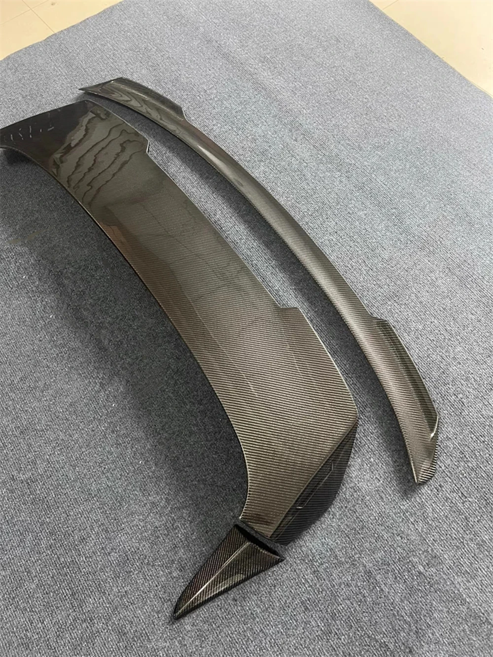 Car carbon fiber Rear Trunk Wing tail wing top wing spoiler For Porsche Cayenne coupe MANSORY style Exterior Accessories