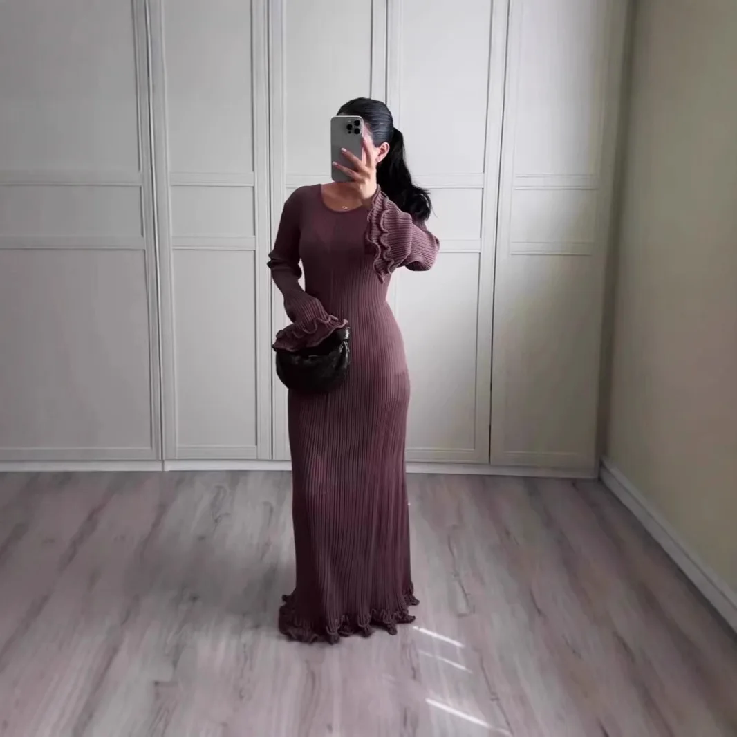 

2025 New Fashionable Backless Slim Fit Hip Dress Women Summer Sexy Elegant Retro Solid Color Pleated Dresses For Women