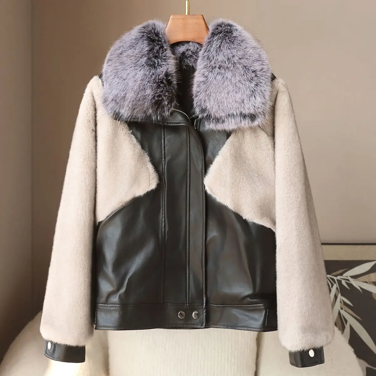 Winter Women's Pu Leather Mink Fur Collar Coat with Spring New Collection Jacket
