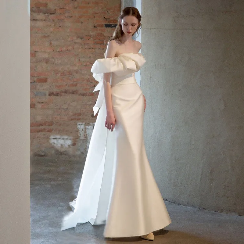 

Customized Satin Mermaid Wedding Dress Off Shoulder Train Open Back Scalloped Hem Floor Length Gown Bride 2026 Vestidos