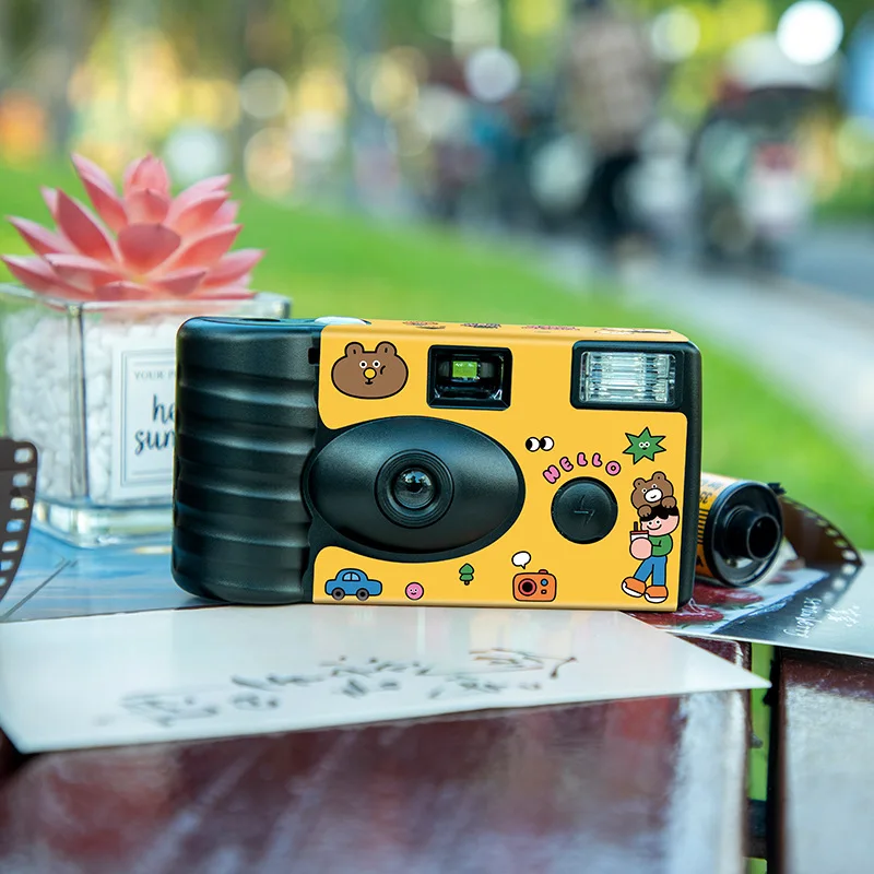 1/2/3/4/5 Buah Mesin Film Fotografi untuk Film Olahraga Point And Shoot Kamera Film Sekali Pakai 27 Foto Eksposur Kamera Retro