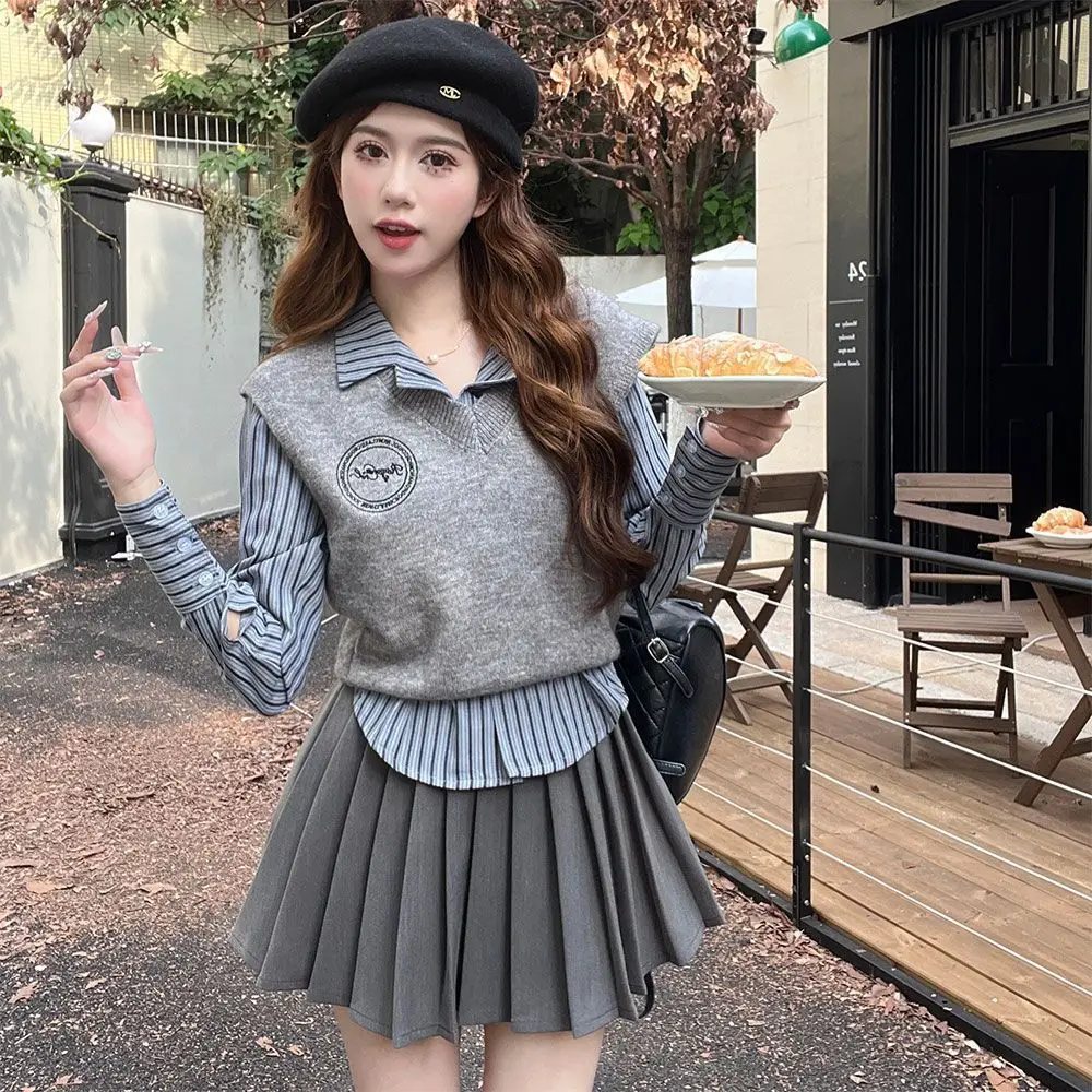 

Весенне-осенняя новая тонкая трикотажная повседневная рубашка + плиссированная юбка, модный комплект из трех предметов в студенческом стиле