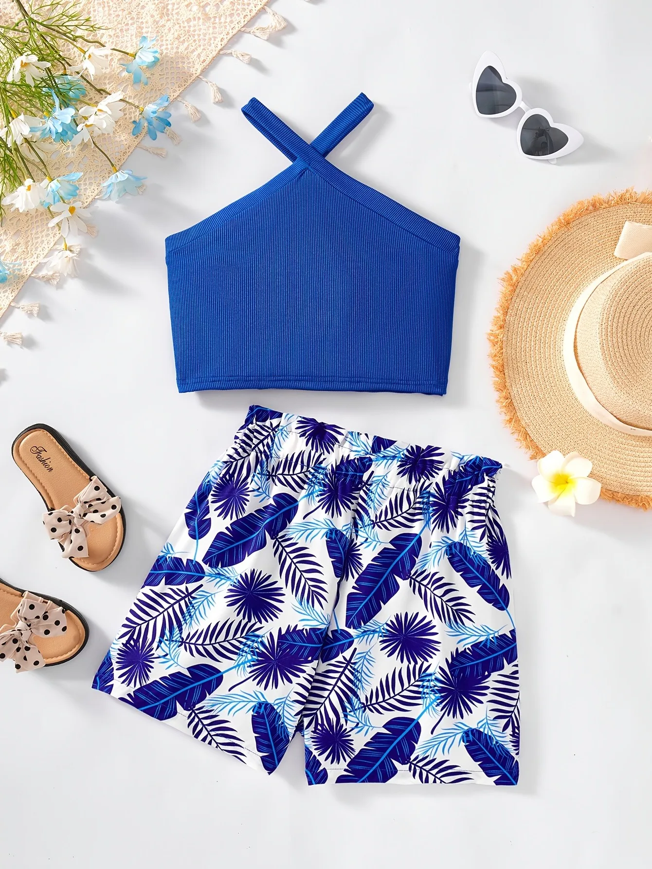 2-Piece Tropical Print Halter Top & Shorts Set Girls Summer Beach Vacation Outfit
