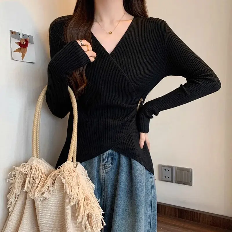 French V-neck Women\'s 2024 Autumn Winter New Spliced V-neck Screw Thread Fashion Solid Color Slim Casual Irregular Knitted Tops