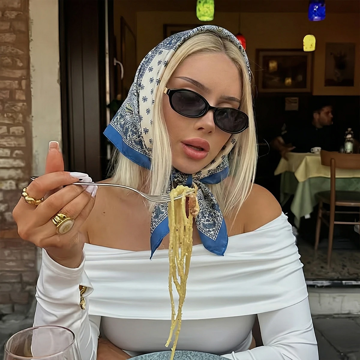 

70*70cm New Bandana Designer Silk Square Scarf Women Satin Shawl Wrap Hijab Female Hair Band Wrist Luxury Headkerchief Echarpe