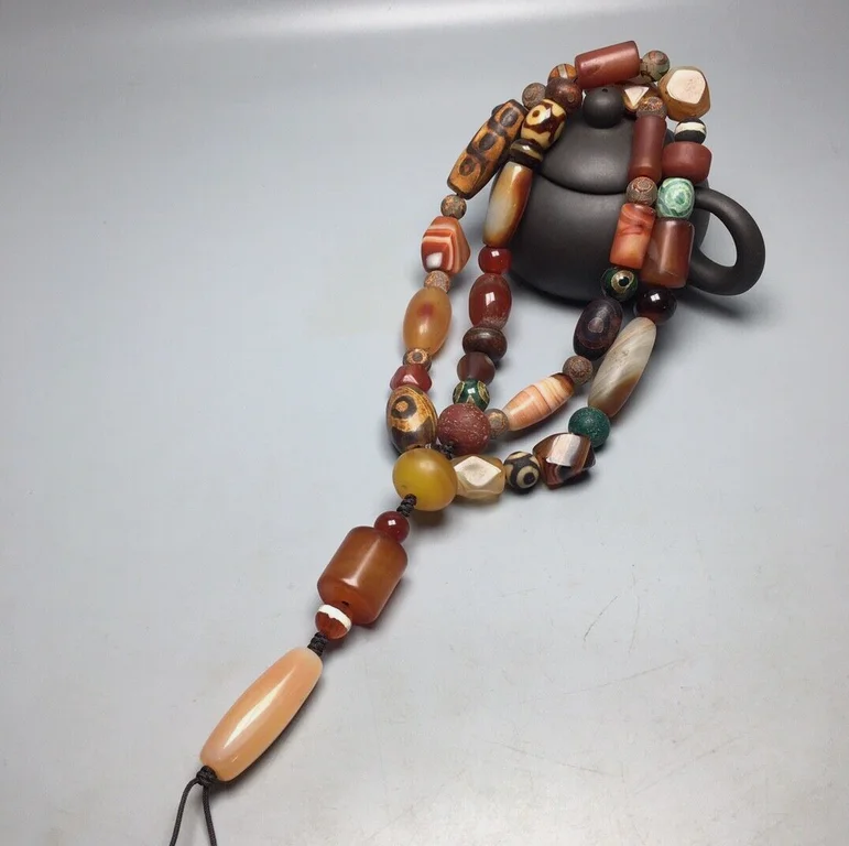 Tibetan Natural Silk Patina Old Agate Dzi * Multiple Types* Beads Necklace M3242