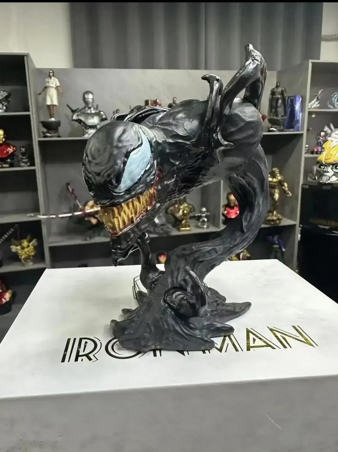 Marvel 20cm Venom Anime Figure Customized Model Dolls Resin Action Figurine Decorative Collectible Model Toys Decor Kids Gift