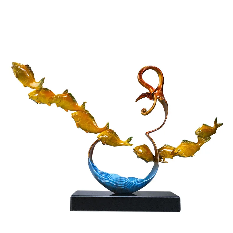 

There are more than enough fish and copper ornaments, and there are fish TV cabinets. Bogu frame brass