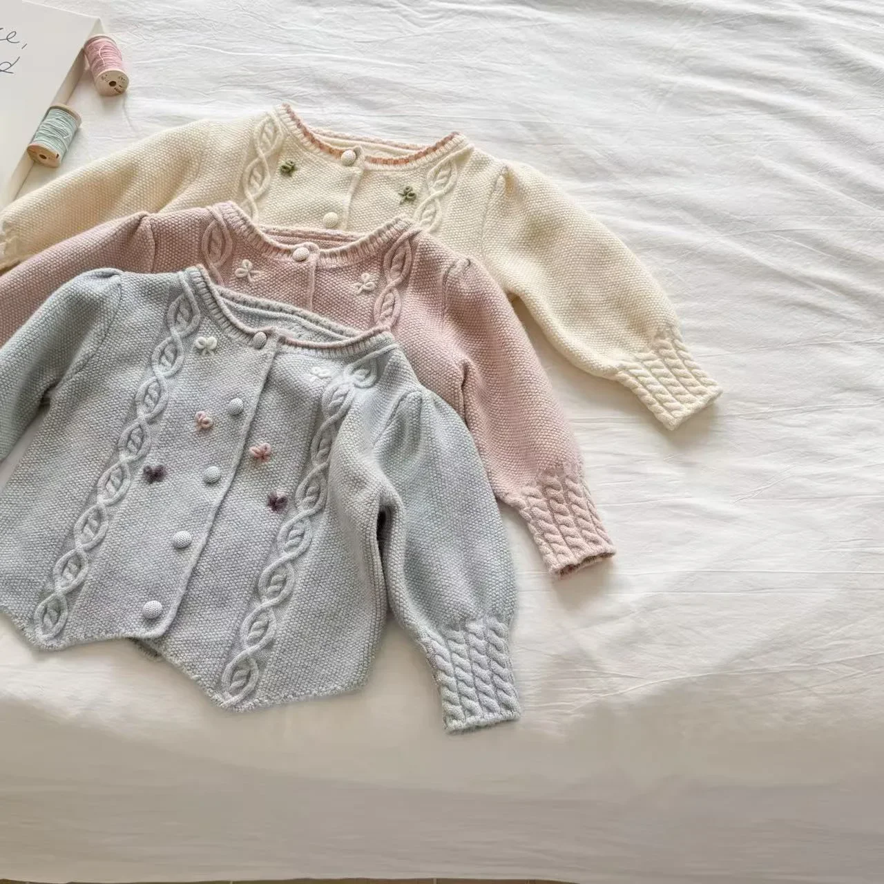 

2025 New Korean Style Girls' Cardigan Sweater Pure Color with Embroidery Acrylic Spring Autumn Toddler Knit Outerwear
