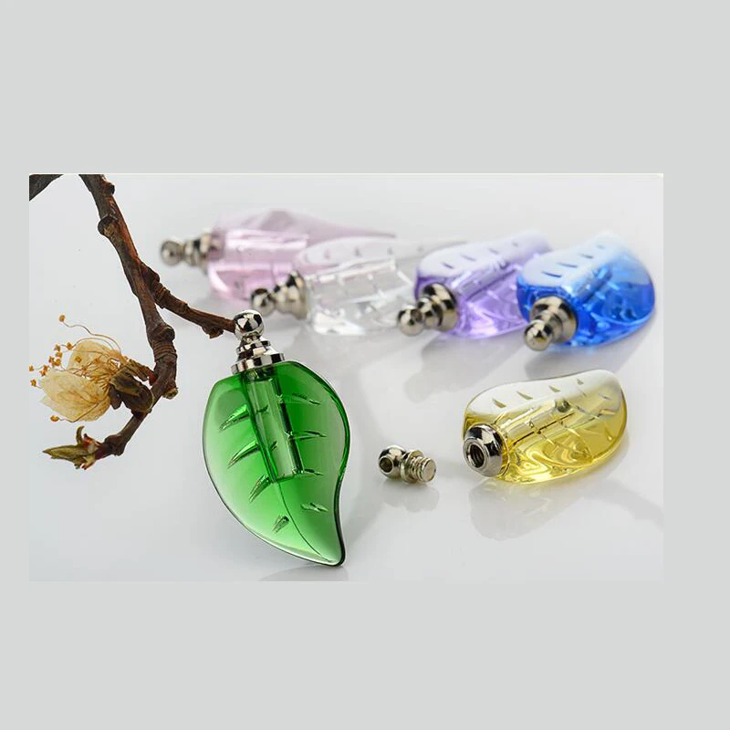 100pcs/lot lovely gift Leaf shape Crystal Perfume & Aroma Oil Vials Pendants Essential oil Jewelry pendant