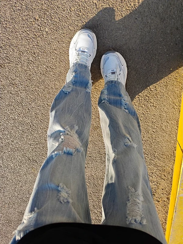 

Cleanfit Ice Blue Ripped Denim Jeans Men's American High Street Vibe Flared Slimming Straight Leg Pants Youth Fashion