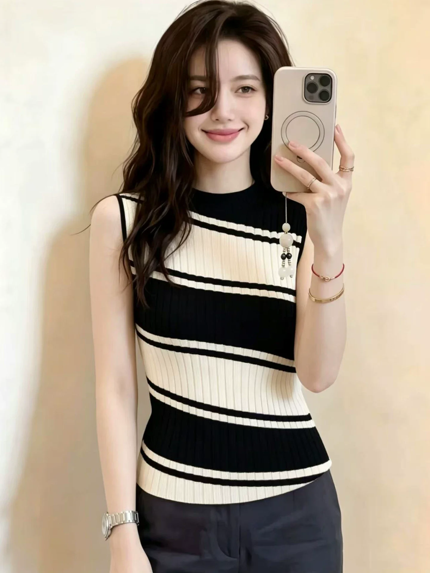 Korean Style Striped Ice Silk Sleeveless Knitted Sweater Women's Fashion Slimming Summer Top round Neck Vest Casual Wear