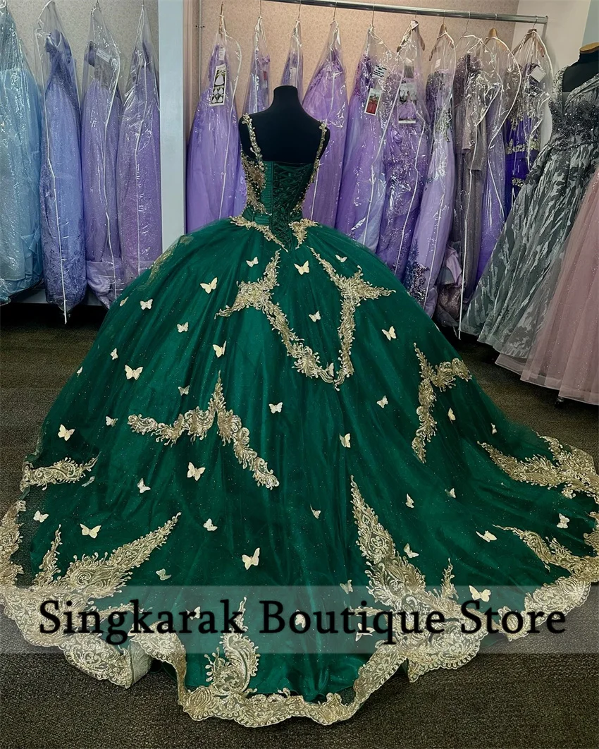 Vestidos de quinceañera de color verde esmeralda de lujo con capa, vestido de baile, apliques de mariposa, diamantes de imitación, cuentas, 15 fiestas personalizadas