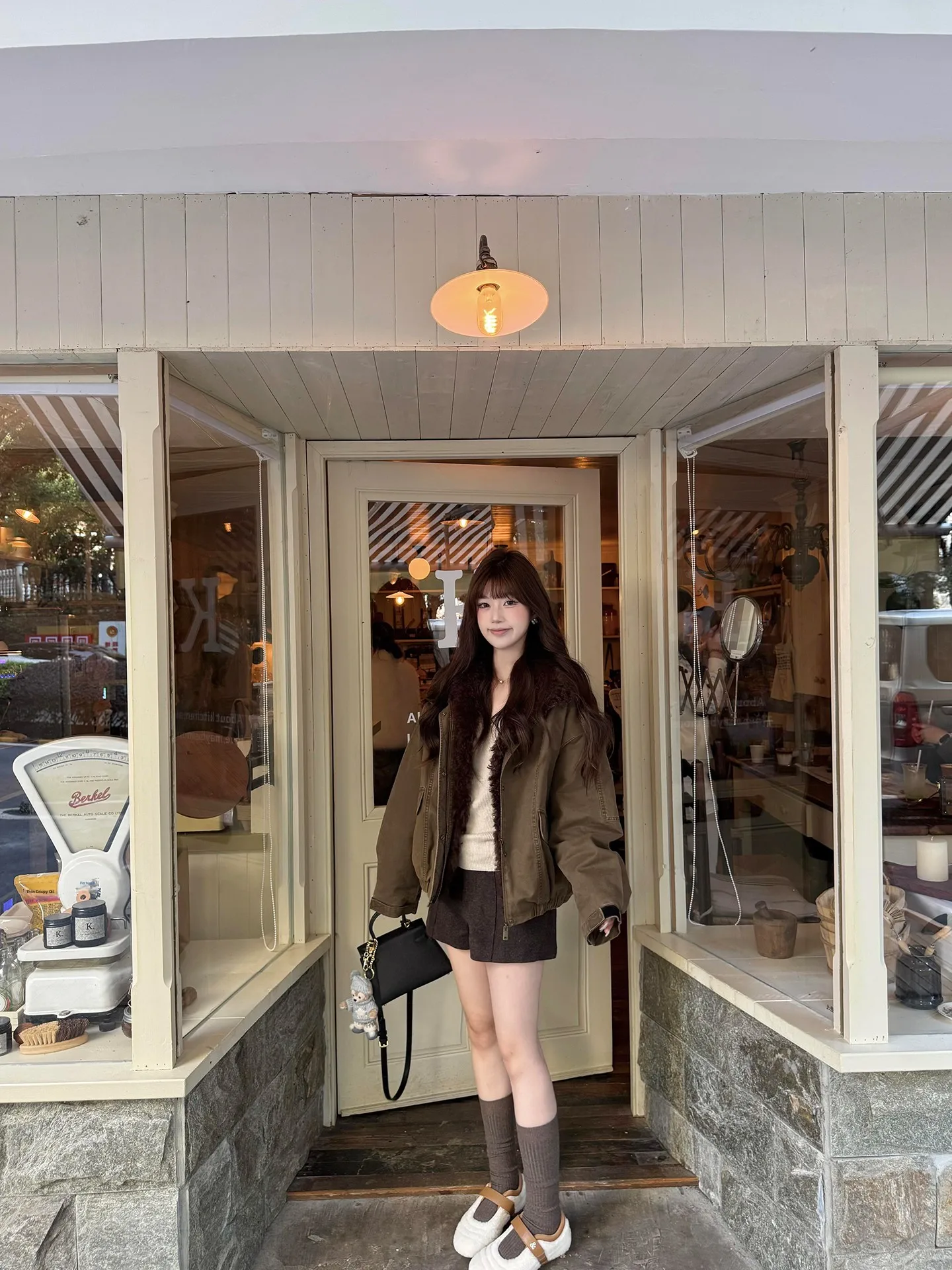 Retro marrom gola de pele parka solto preguiçoso versátil casaco de couro ort inverno novo design casual feminino outerwear casaco ort