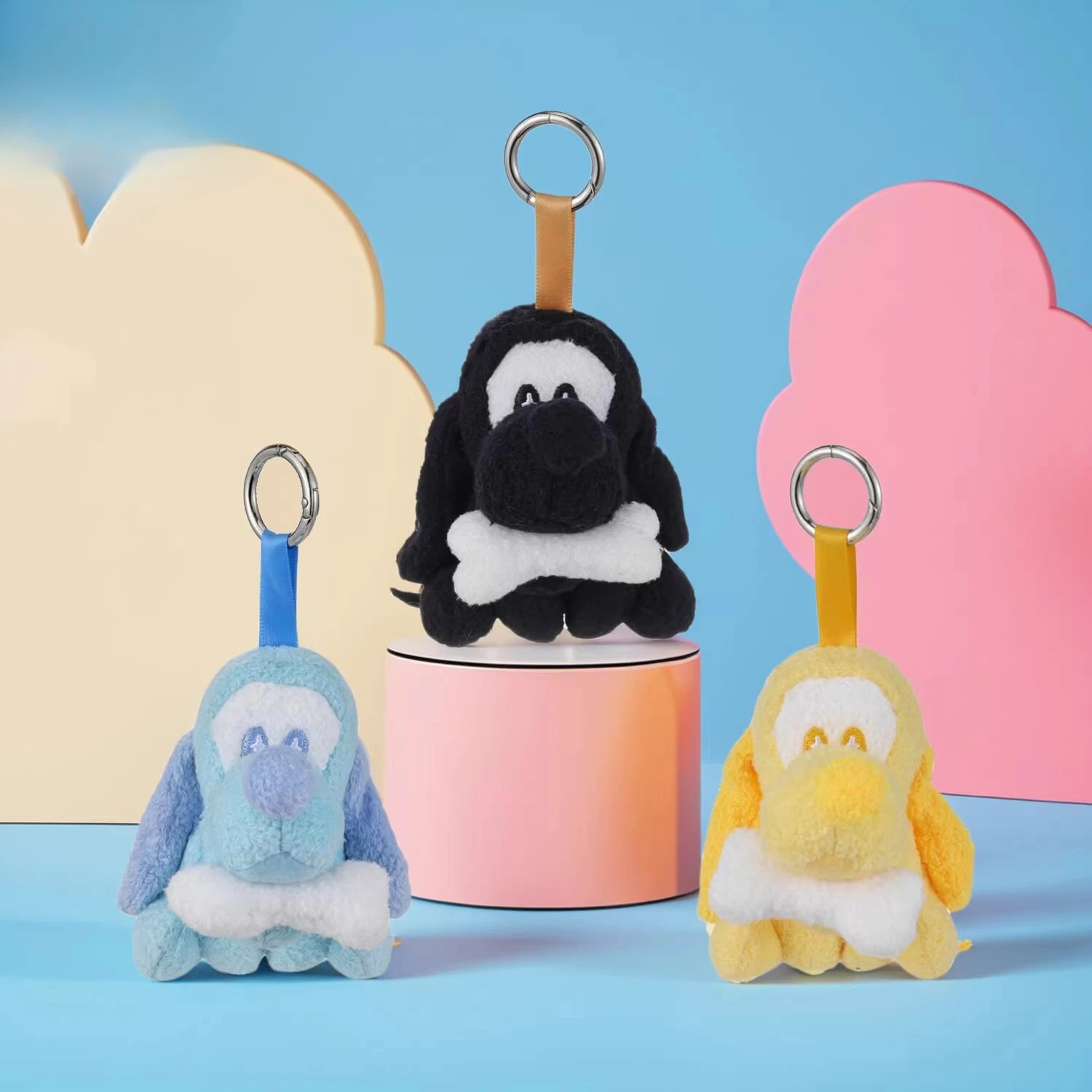 

Брелок Disney Pluto к 95-летию, вибрирующий плюшевый брелок для сумки, милая интерактивная игрушка-собачка, оригинальный праздничный подарок