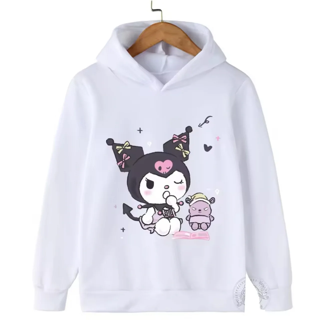 

Детский осенне-зимний милый теплый топ Sanrio с длинными рукавами и принтом Kuromi, детский мягкий свитшот с капюшоном для отдыха на открытом воздухе