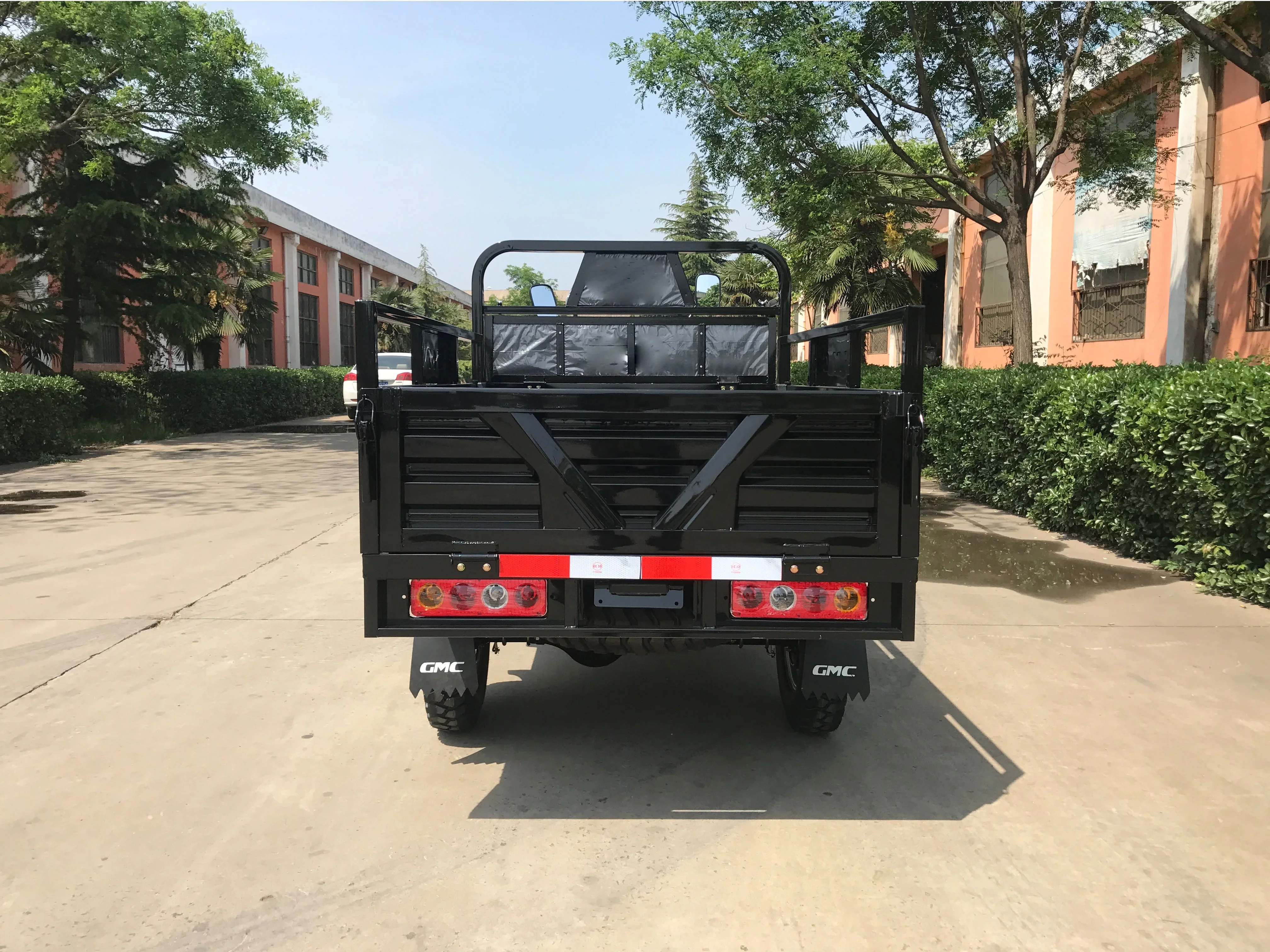 China4-Stroke Air Cooled Engine 200cc Gasoline Passenger Tricycle Egypt  Motor Tricycle For Sale Cargo Tricycle Motorcycle