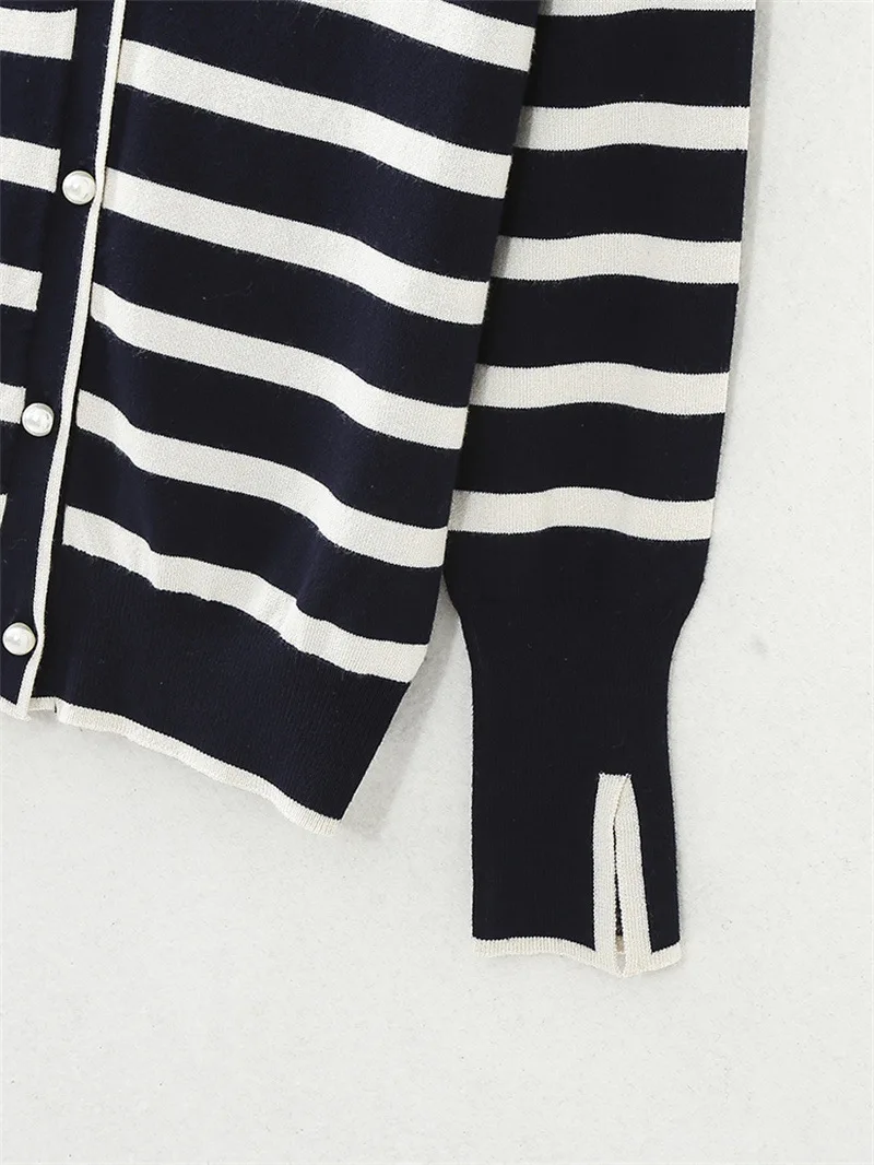 Neue Mode Langarm V-ausschnitt Strickjacken Gestreifte Strickjacke für Frauen Pullover Herbst Winter Einreiher Mäntel