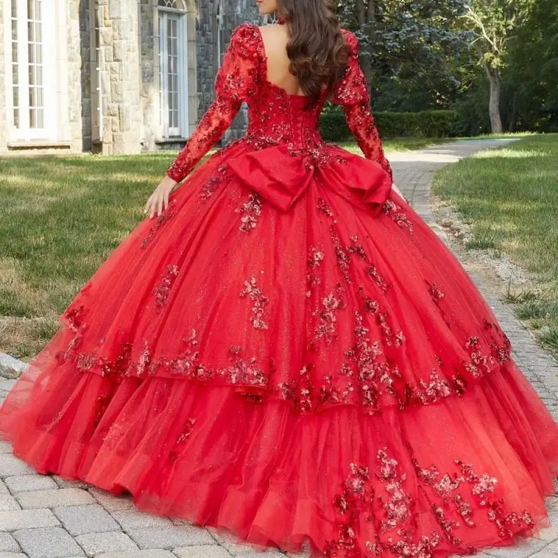 Rode Quinceanera-jurk met lange mouwen 2025, glamoureuze lieverd feestjurk, glanzende applique, feestbaljurk 16, op maat