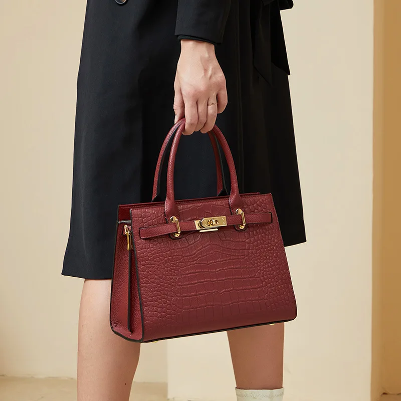 2024 New Summer Fashion Large Capacity Genuine Leather Mom bags Bolsas para mujeres bagsfor lady tote handbag square crossbody