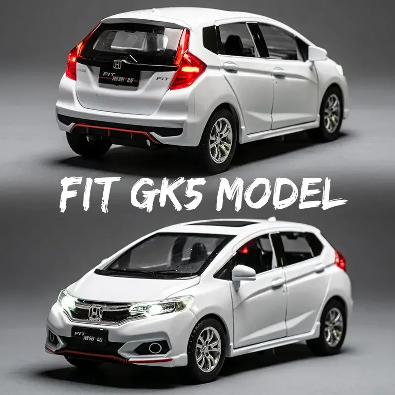 1:32 HONDA Fit GK5 Model mobil sport, mobil mainan logam paduan Model Diecast, koleksi simulasi suara dan lampu hadiah