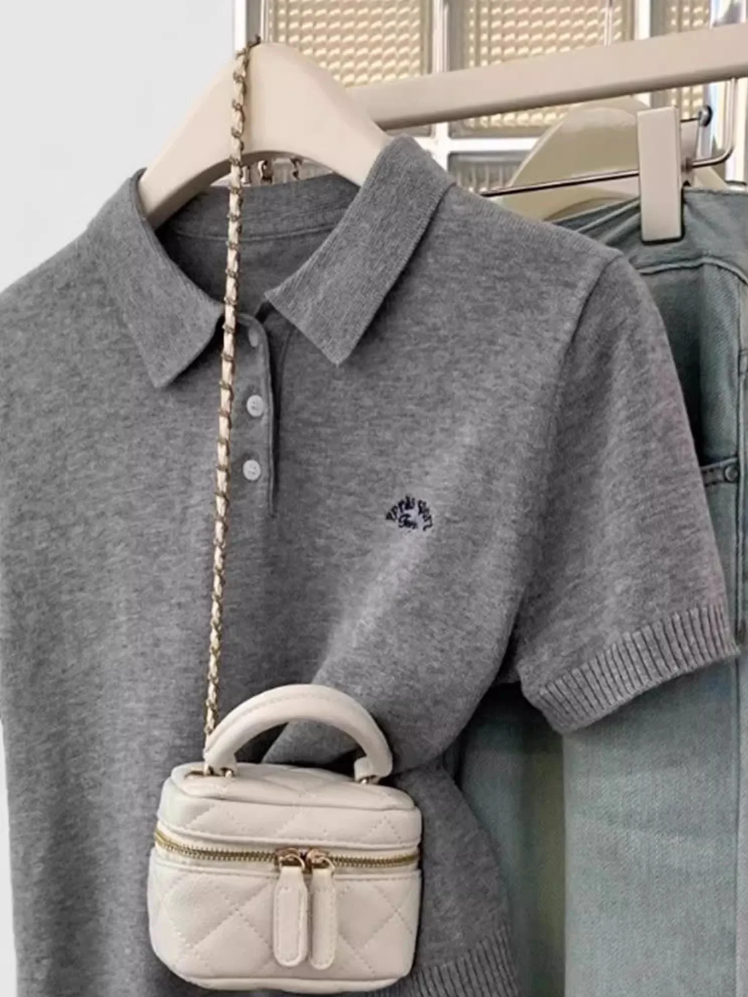 Damska dzianinowa bluzka plus size, haftowana, wyszczuplająca, w stylu koreańskim, letnia koszulka, oddychająca, codzienna odzież.